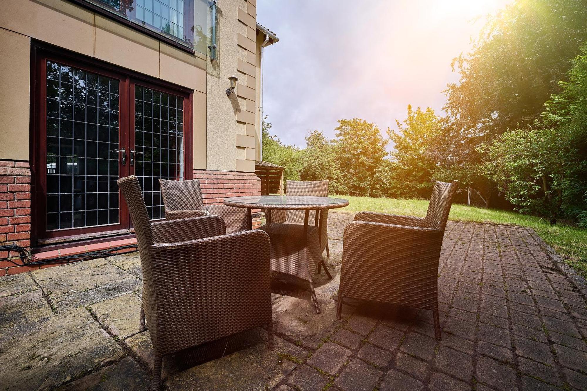 Spacious Home For Large Families And Contractors Wolverhampton Bagian luar foto