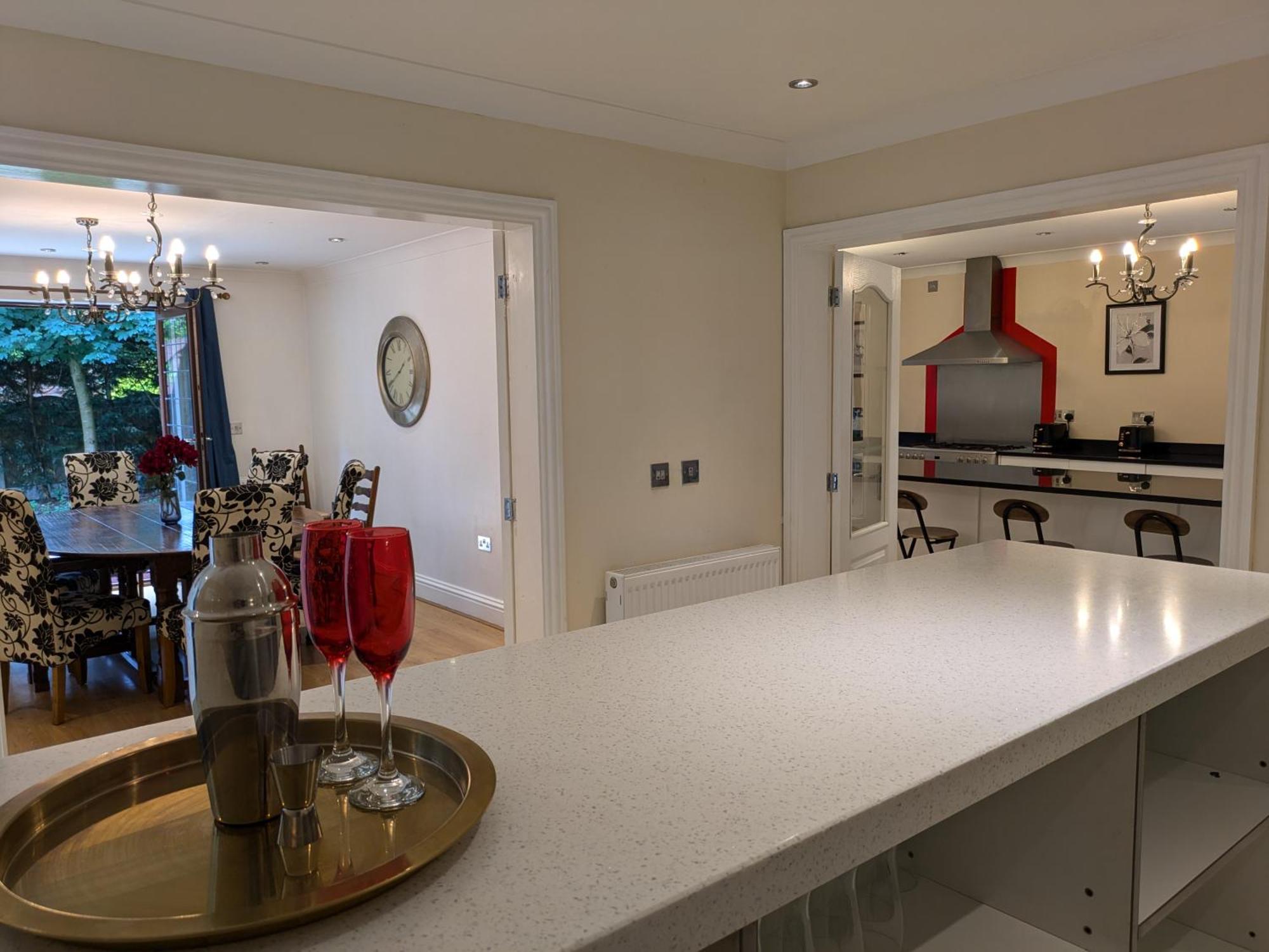 Spacious Home For Large Families And Contractors Wolverhampton Bagian luar foto